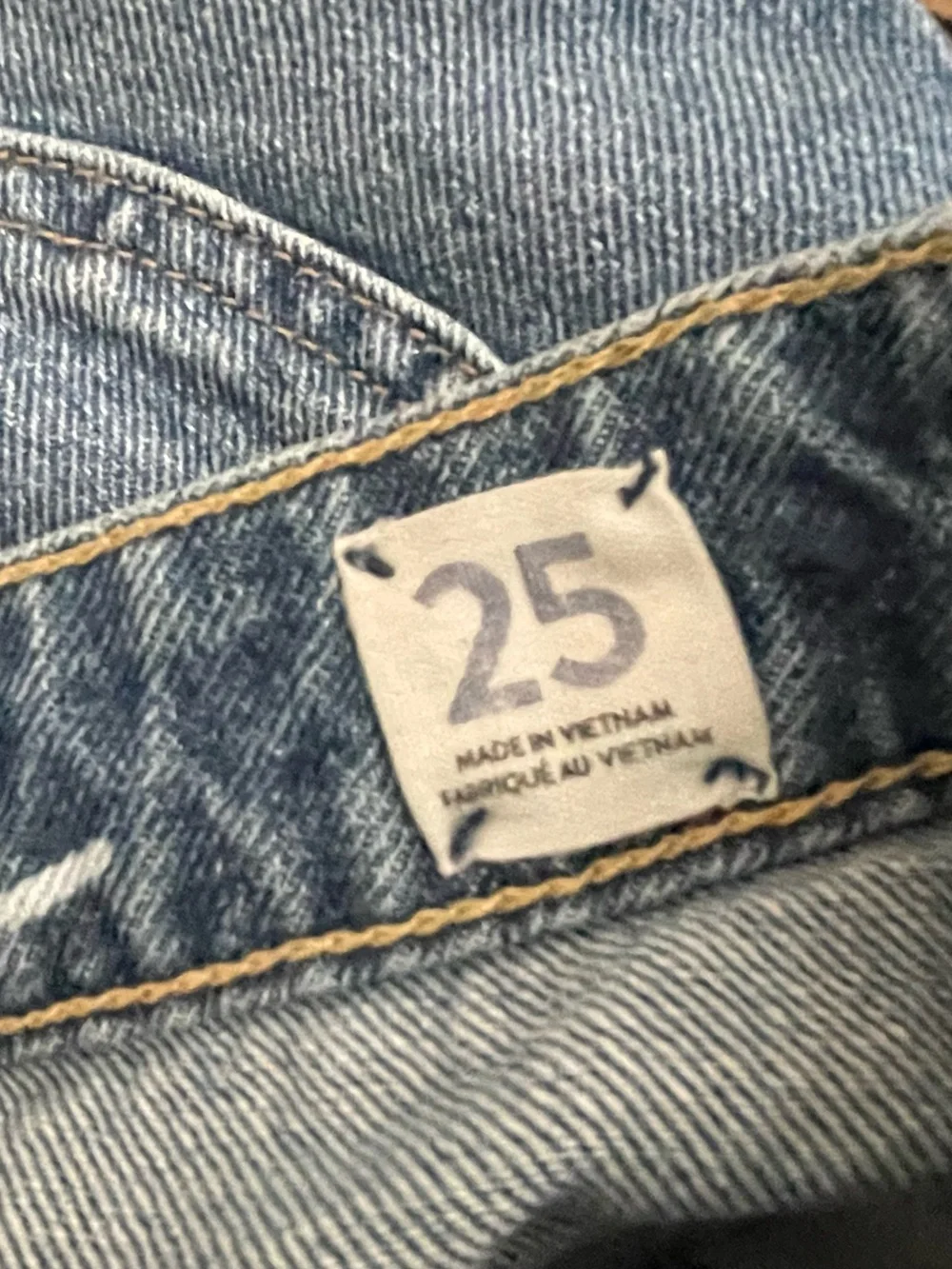 We The Free Blue Denim Frayed Hem Distressed 100% Cotton Mini Skirt Size XS
